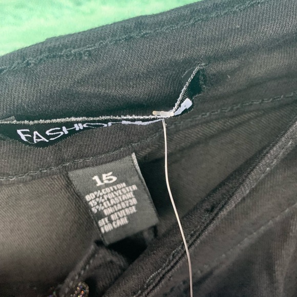 FASHION NOVA dirty little secret Black High Waist ripped Bermuda denim short NWT - Picture 9 of 11